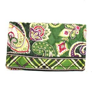 Vera Bradley Chelsea Green Floral Pattern Trifold Wallet